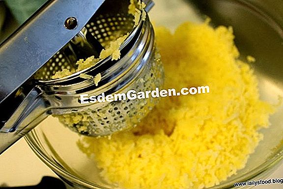 Melancarkan au gratin dengan lemon