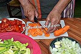 Frijoles planos con tomate - (minutos) Preparación de vegetales