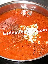 Melanzane provenzale - (melanzane) salsa di pomodoro, aglio, pepe