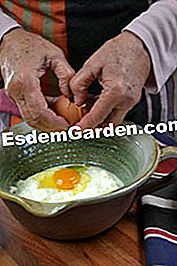 Gratin dengan saderi - (dengan) Penyediaan campuran