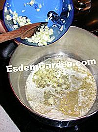 Kacang hijau dalam sos putih - (dalam) kacang hijau sos putih: bahan-bahan