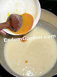 Kacang hijau dalam sos putih - (dengan) cuka dan kuning telur