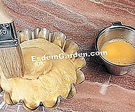 A brioche parisienne: resipi langkah demi langkah - (dengan) spade
